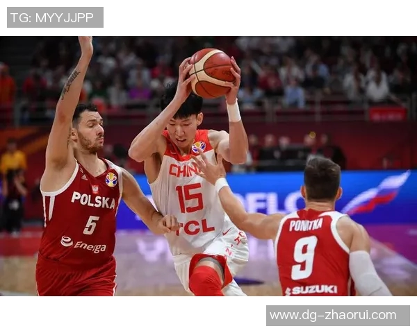 周琦在国际篮球舞台上的崛起与挑战：从青涩球员到国家队核心的奋斗历程