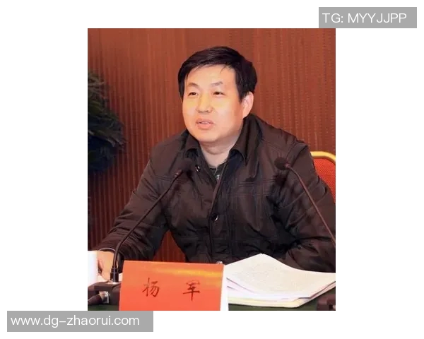 杨军专访：从青涩少年到网球高手的成长之路回顾